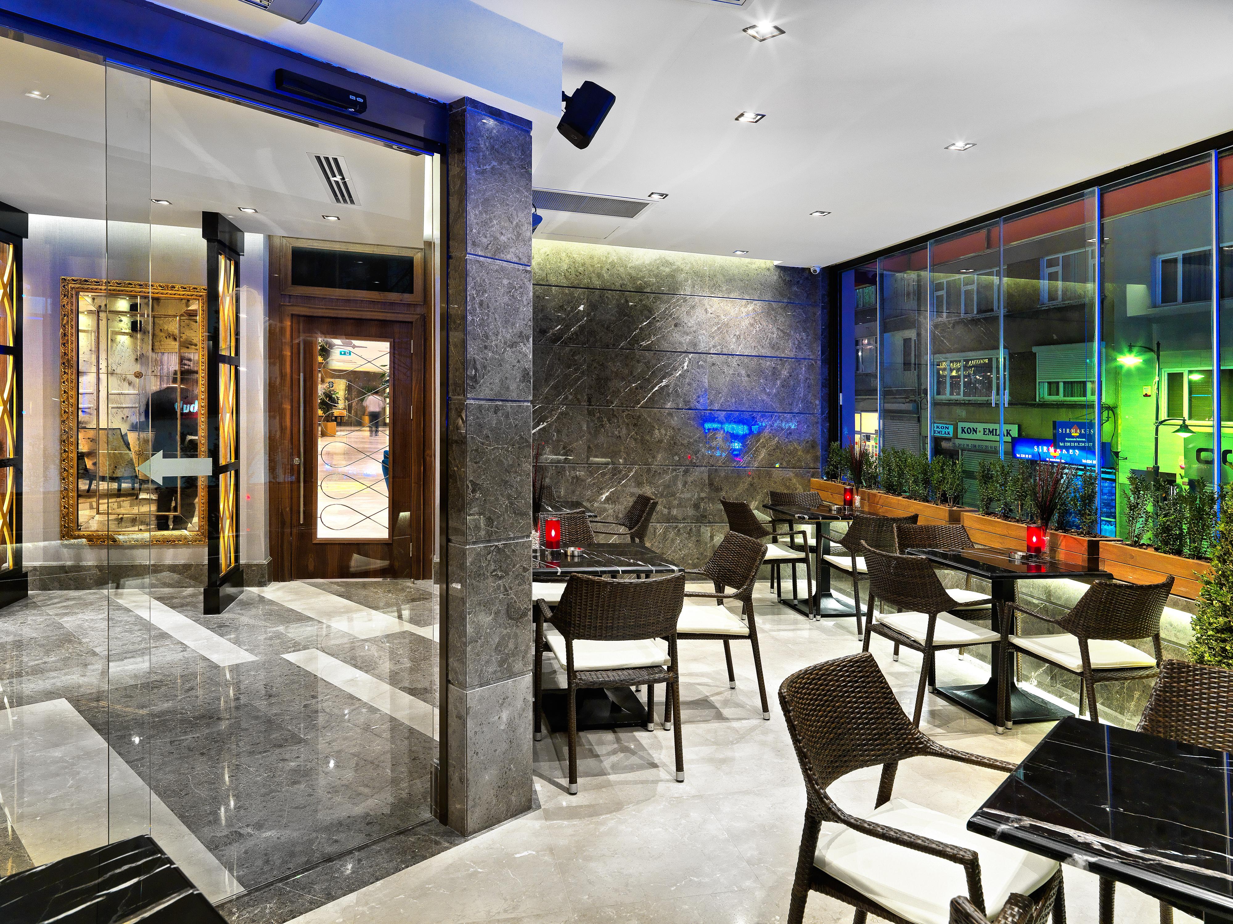فندق اسطنبولفي  مركيور إسطنبول بومونتي المظهر الخارجي الصورة
